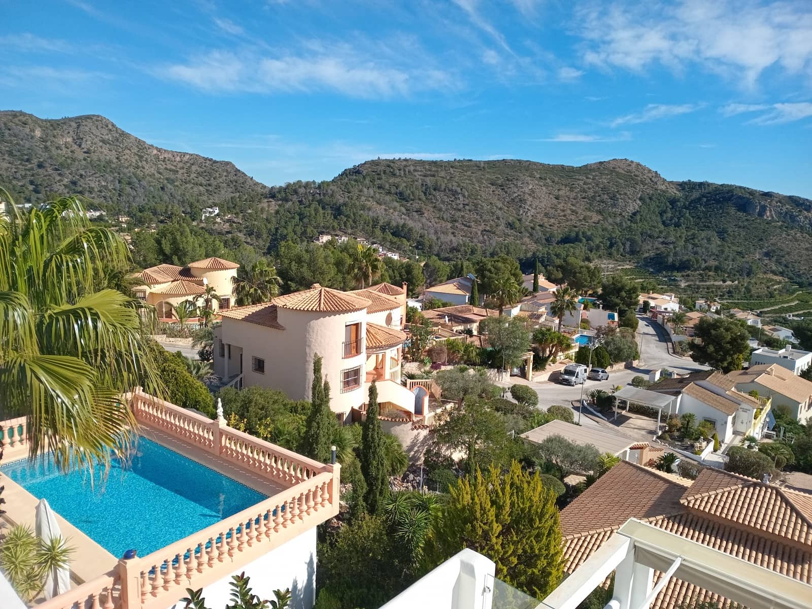 5 soveværelse Villa til salg i L'Atzuvia med swimmingpool garage - € 696.000 (Ref: 9013394)