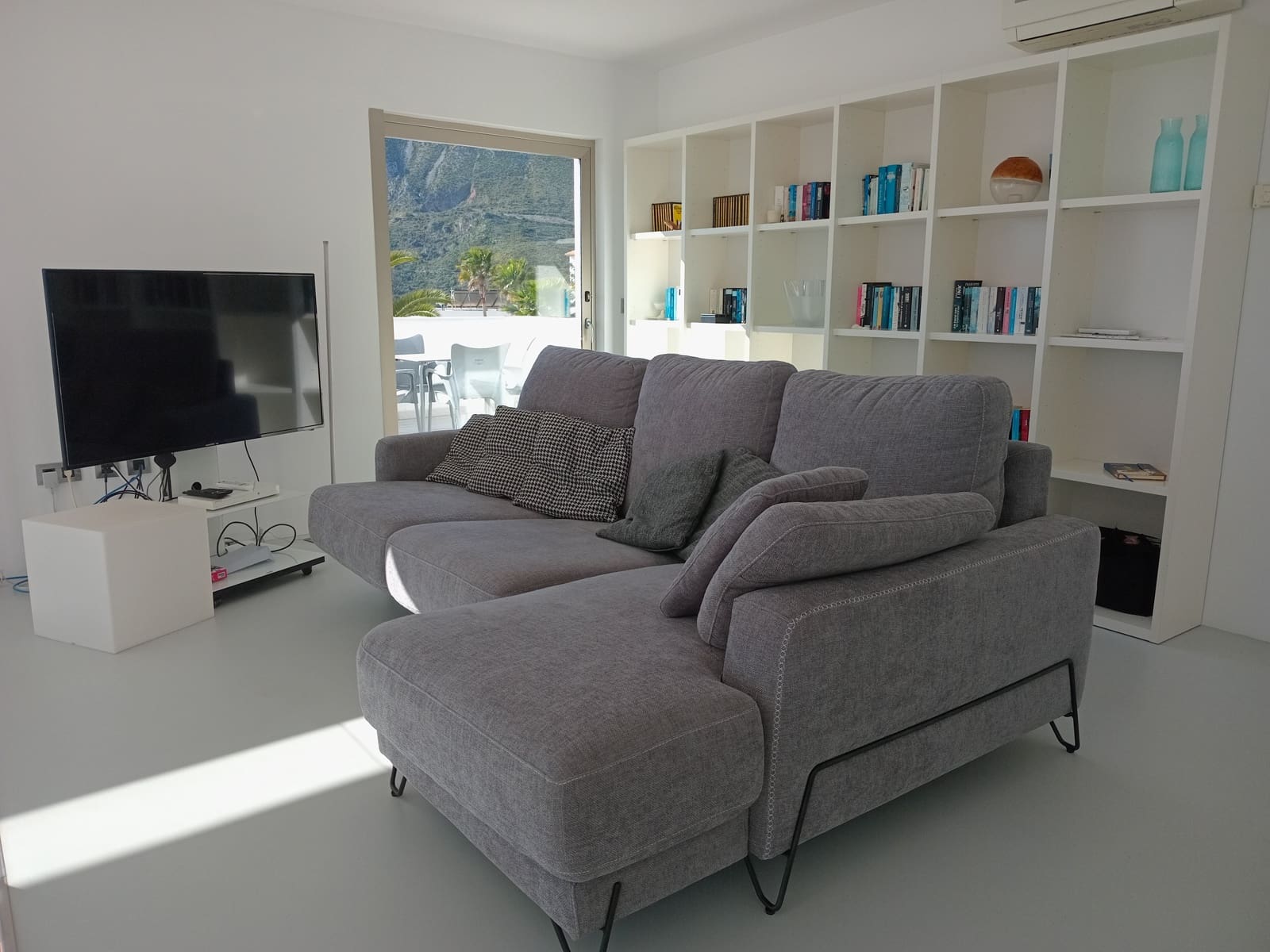 5 soveværelse Villa til salg i L'Atzuvia med swimmingpool garage - € 696.000 (Ref: 9013394)