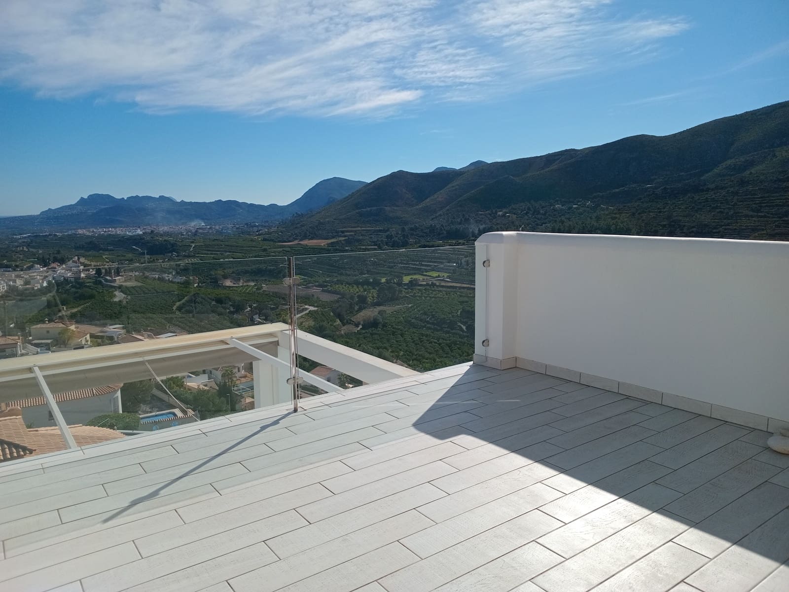 5 soveværelse Villa til salg i L'Atzuvia med swimmingpool garage - € 696.000 (Ref: 9013394)