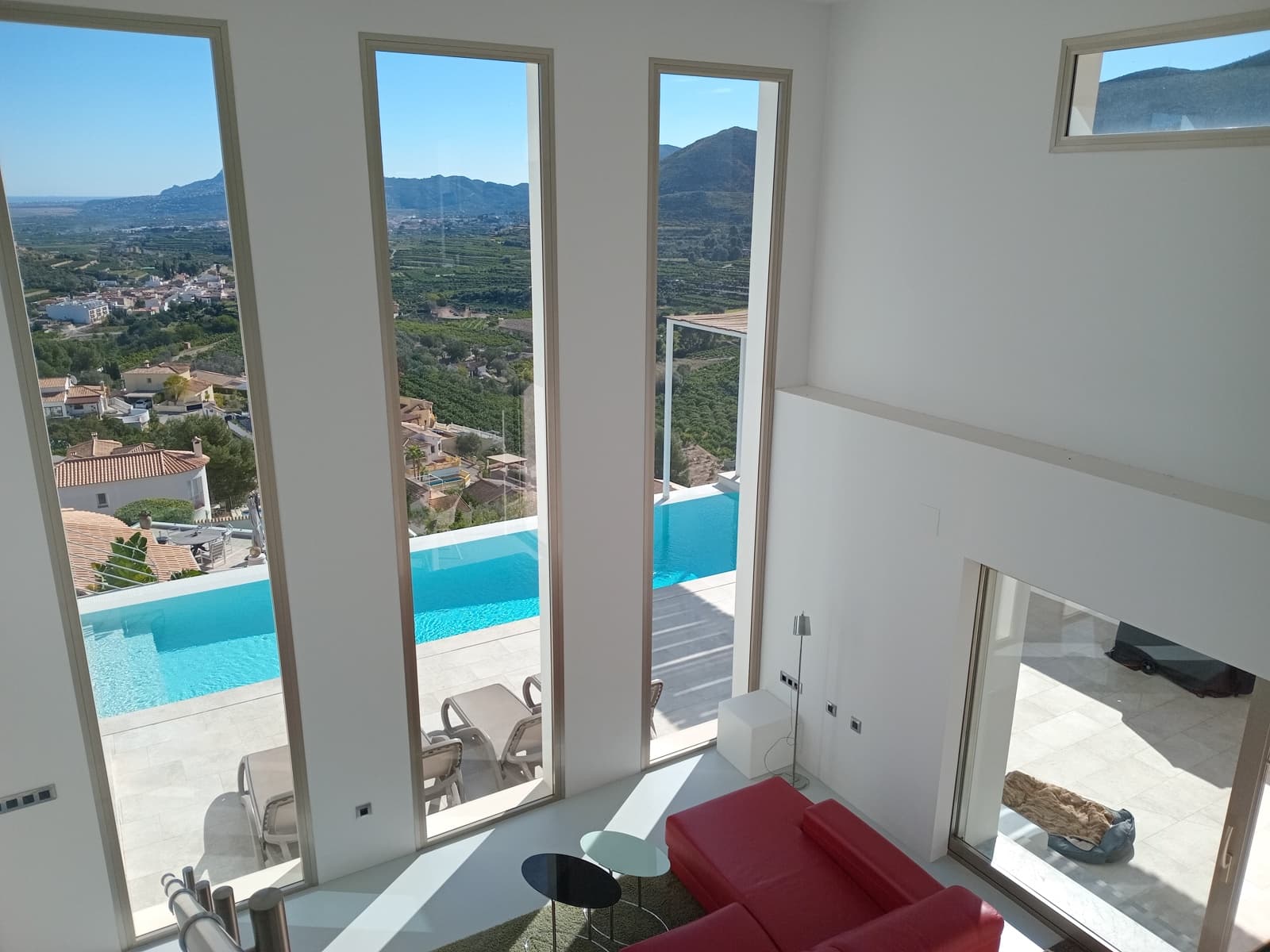 5 soveværelse Villa til salg i L'Atzuvia med swimmingpool garage - € 696.000 (Ref: 9013394)