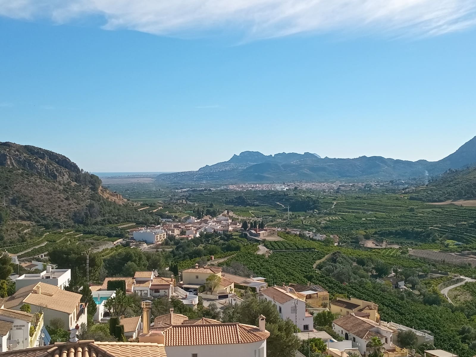 5 soveværelse Villa til salg i L'Atzuvia med swimmingpool garage - € 696.000 (Ref: 9013394)