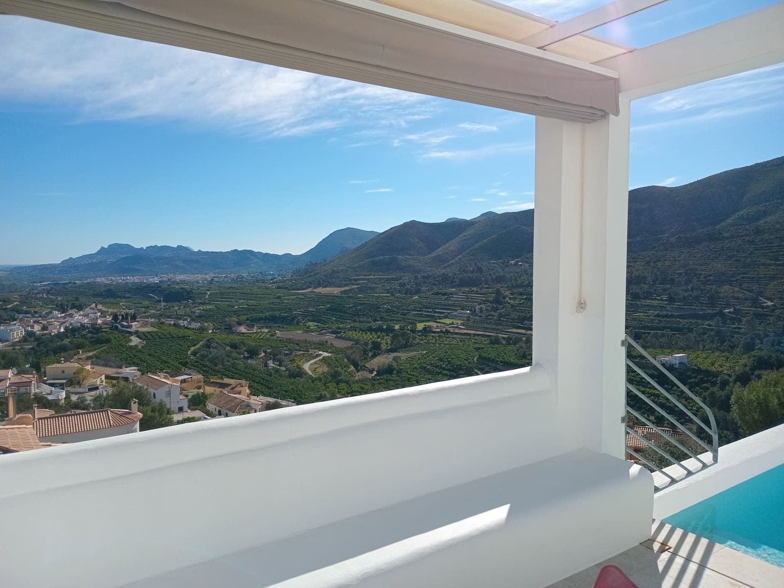 5 soveværelse Villa til salg i L'Atzuvia med swimmingpool garage - € 696.000 (Ref: 9013394)