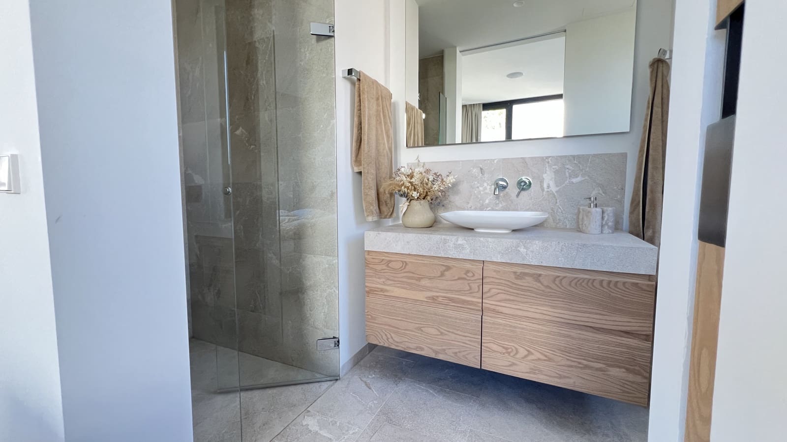 2 soveværelse Lejlighed til salg i Palma de Mallorca med swimmingpool garage - € 1.295.000 (Ref: 9013743)