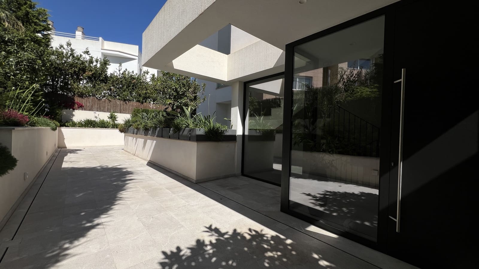 2 soveværelse Lejlighed til salg i Palma de Mallorca med swimmingpool garage - € 1.295.000 (Ref: 9013743)