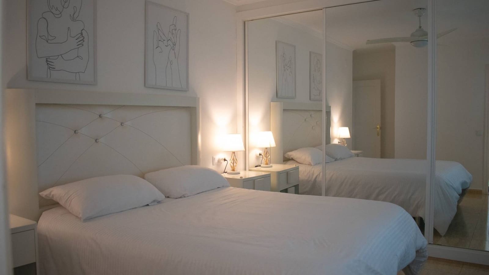 5 soveværelse Semi-Rækkehus til salg i La Manga del Mar Menor med swimmingpool garage - € 620.000 (Ref: 9023854)