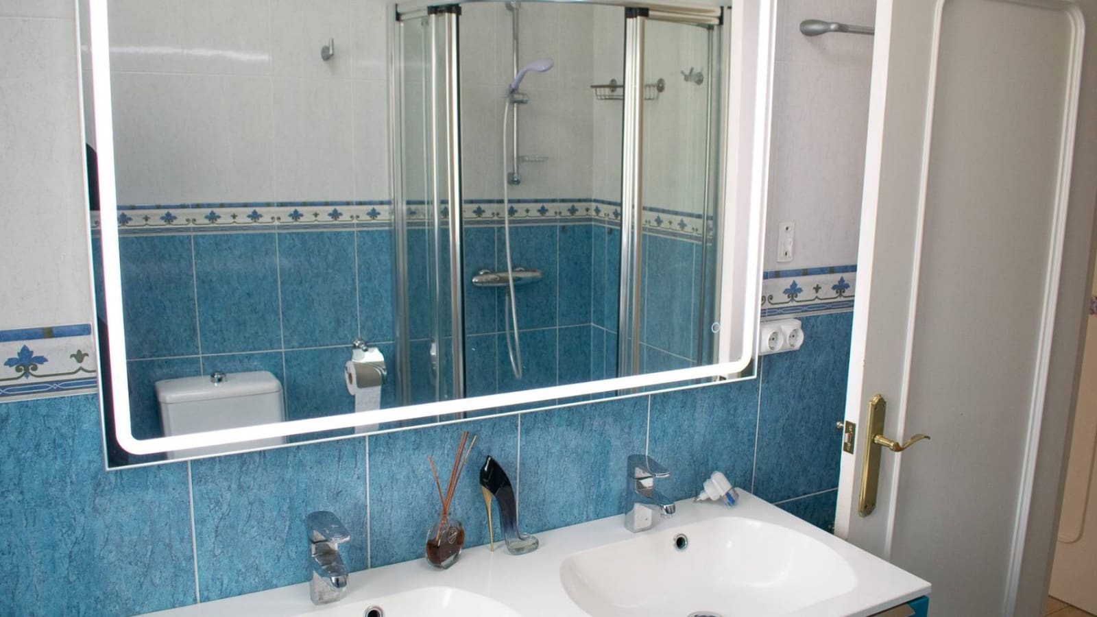 5 soveværelse Semi-Rækkehus til salg i La Manga del Mar Menor med swimmingpool garage - € 620.000 (Ref: 9023854)