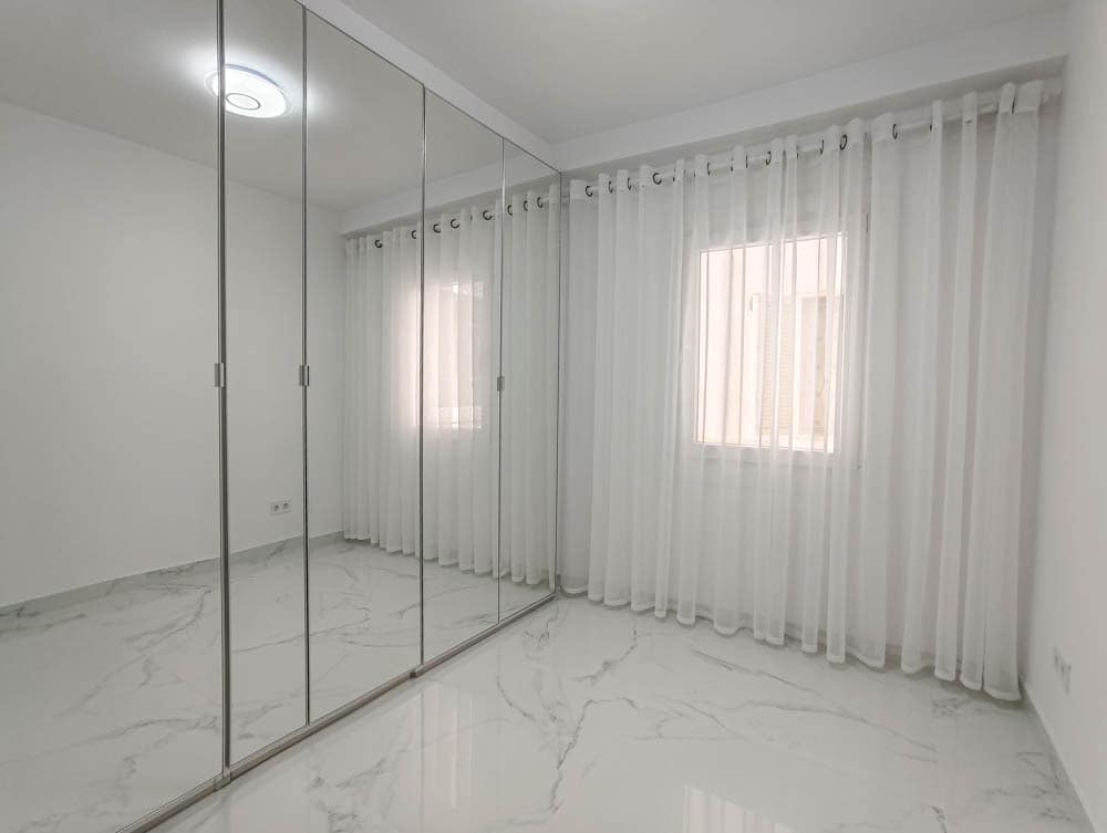 4 soveværelse Lejlighed til salg i L'Arenal / S'Arenal - € 595.000 (Ref: 9033360)