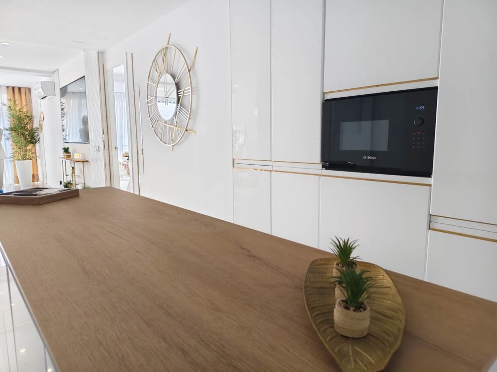 4 soveværelse Lejlighed til salg i L'Arenal / S'Arenal - € 595.000 (Ref: 9033360)