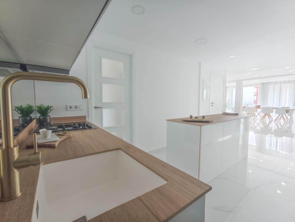 4 soveværelse Lejlighed til salg i L'Arenal / S'Arenal - € 595.000 (Ref: 9033360)