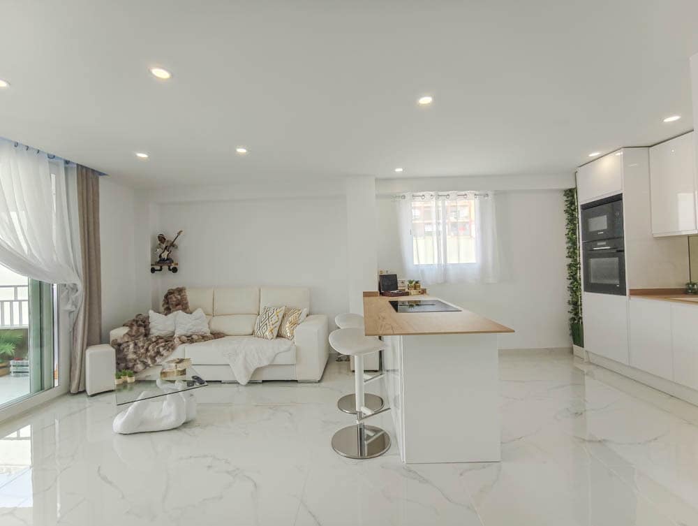 3 soveværelse Lejlighed til salg i L'Arenal / S'Arenal - € 495.000 (Ref: 9036055)