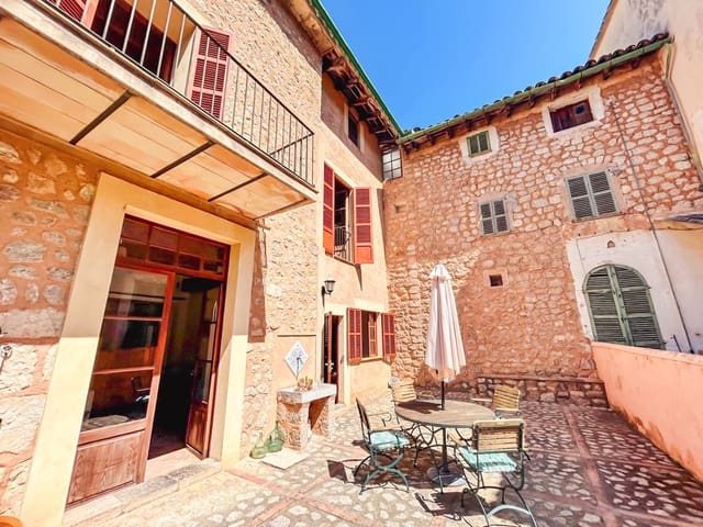 6 soveværelse Rækkehus til salg i Sóller - € 980.000 (Ref: 9043985)