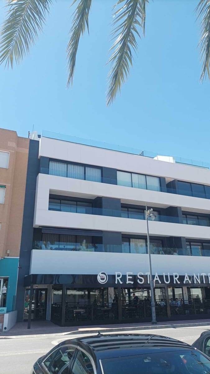 3 soveværelse Penthouse til salg i Los Cuarteros med swimmingpool garage - € 1.150.000 (Ref: 9064692)