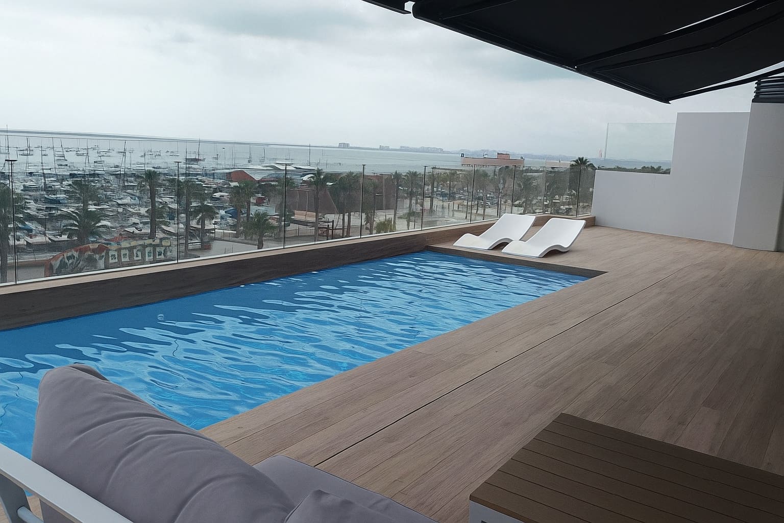 3 soveværelse Penthouse til salg i Los Cuarteros med swimmingpool garage - € 1.150.000 (Ref: 9064692)