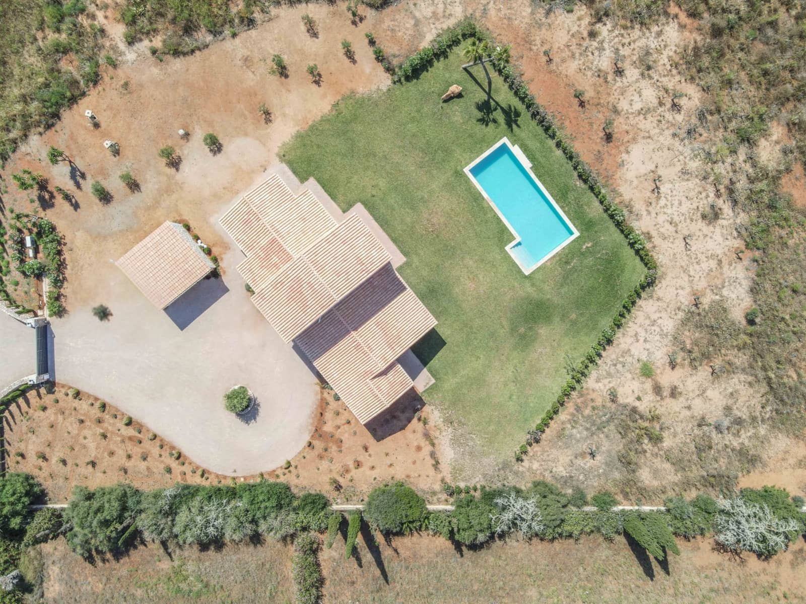 5 soveværelse Finca/Landehus til salg i Campos med swimmingpool garage - € 2.490.000 (Ref: 9073676)