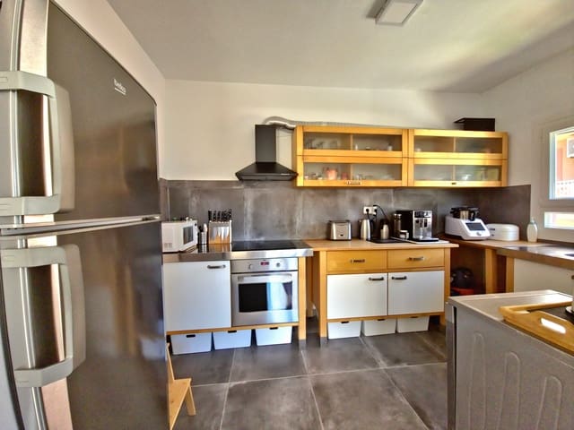 4 makuuhuone Huoneisto myytävänä paikassa Portocolom, Felanitx mukana 
autotalli - 449 000 € (Ref: 9074791)