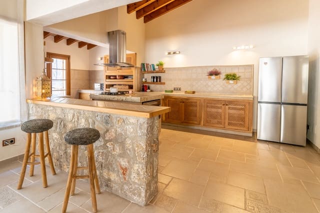 4 soveværelse Finca/Landehus til salg i Calvià Pueblo, Calvià med swimmingpool garage - € 1.995.000 (Ref: 9084671)