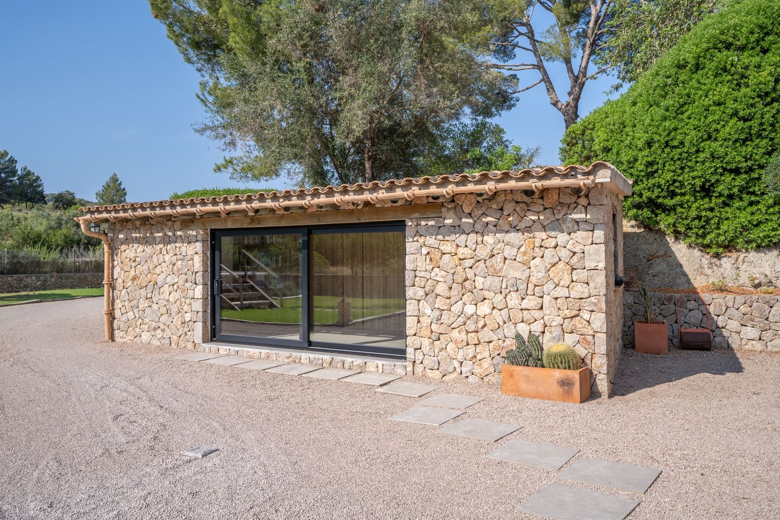 4 sypialnia Finka/Dom wiejski na sprzedaż w Calvia z basenem garażem - 1 995 000 € (Ref: 9084671)