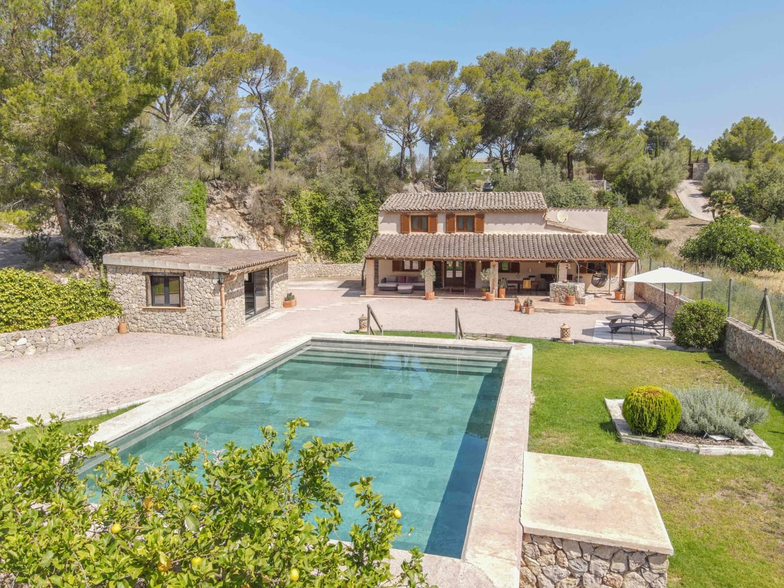 4 sypialnia Finka/Dom wiejski na sprzedaż w Calvia z basenem garażem - 1 995 000 € (Ref: 9084671)