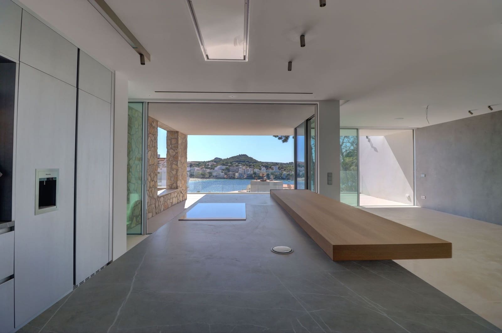 5 soveværelse Villa til salg i Santa Ponsa med swimmingpool - € 4.250.000 (Ref: 9085667)