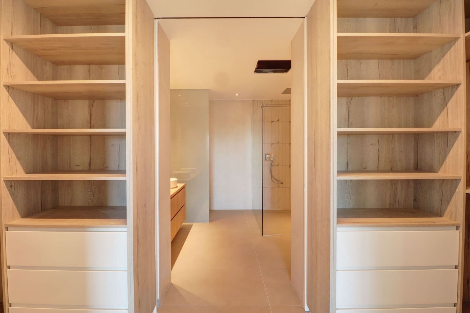 5 soveværelse Villa til salg i Santa Ponsa med swimmingpool - € 4.250.000 (Ref: 9085667)