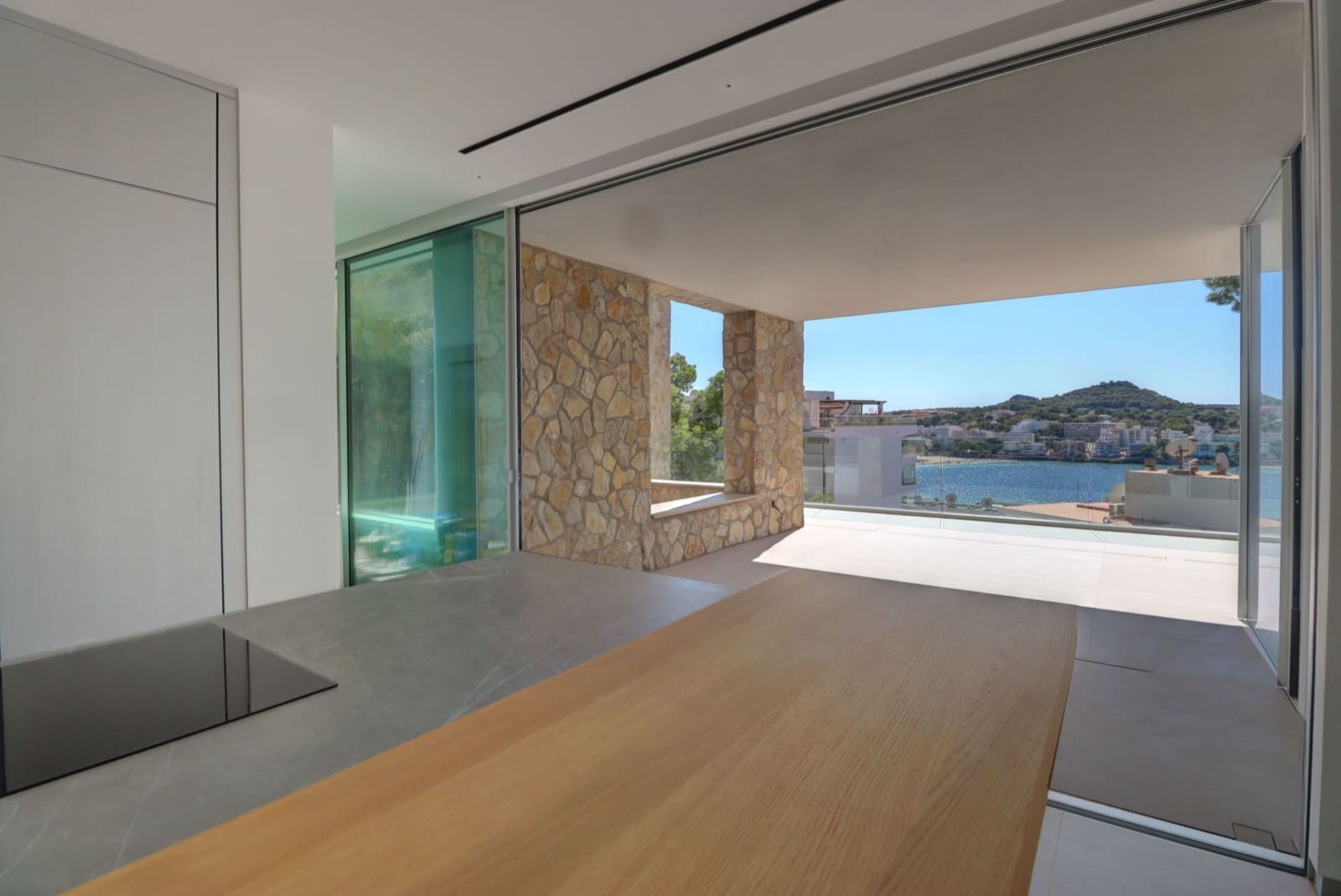 5 soveværelse Villa til salg i Santa Ponsa med swimmingpool - € 4.250.000 (Ref: 9085667)