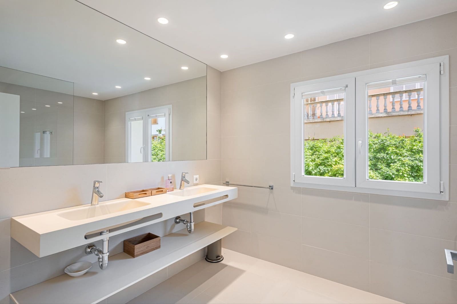 4 soverom Villa til salgs i Bendinat med svømmebasseng - € 2 950 000 (Ref: 9086477)