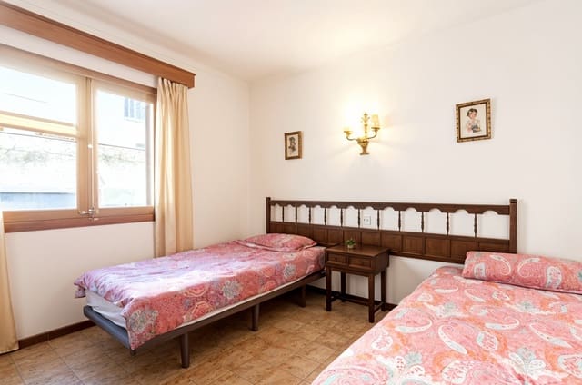 3 slaapkamer Huis te koop in Cala San Vicente / Cala Sant Vicenç, Pollensa / Pollença met garage - € 750.000 (Ref: 9100159)