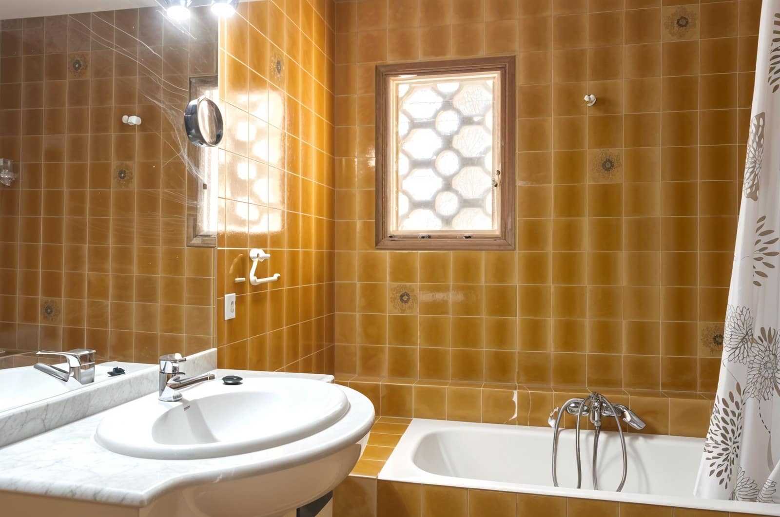 3 bedroom Townhouse for sale in Cala San Vicente / Cala Sant Vicenc with garage - € 750,000 (Ref: 9100159)