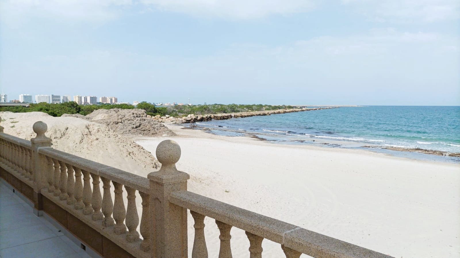 3 soveværelse Villa til salg i La Manga del Mar Menor med swimmingpool garage - € 669.000 (Ref: 9106973)