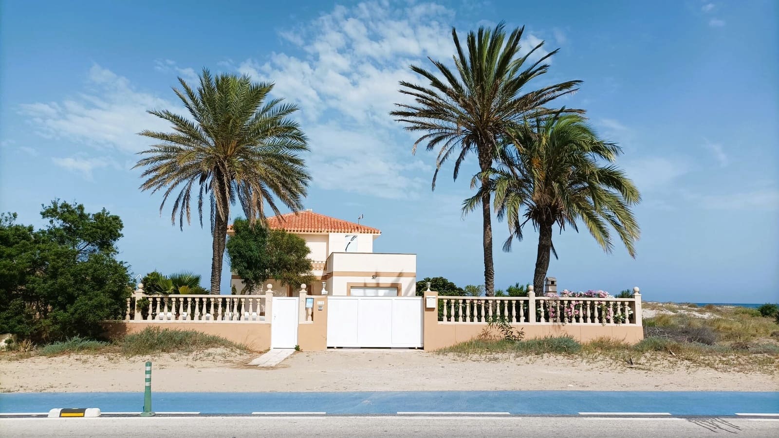 3 soveværelse Villa til salg i La Manga del Mar Menor med swimmingpool garage - € 669.000 (Ref: 9106973)