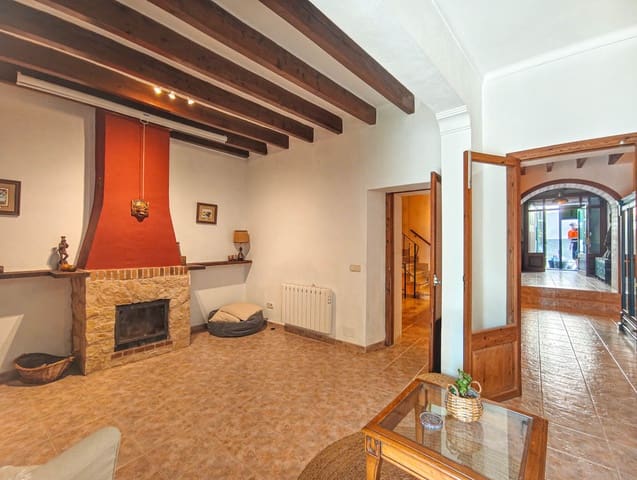 4 quarto Casa em Banda para venda em Santa Margalida com piscina - 595 000 € (Ref: 9108040)