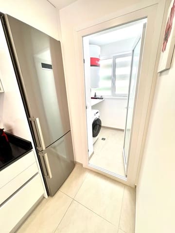 2 soverom Penthouse til salgs i Playa Flamenca, Orihuela med svømmebasseng garasje - € 465 000 (Ref: 9108275)