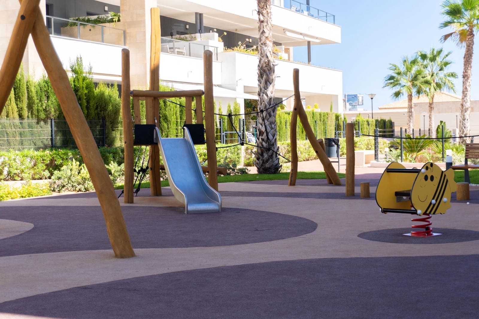 2 soverom Penthouse til salgs i Playa Flamenca med svømmebasseng garasje - € 465 000 (Ref: 9108275)