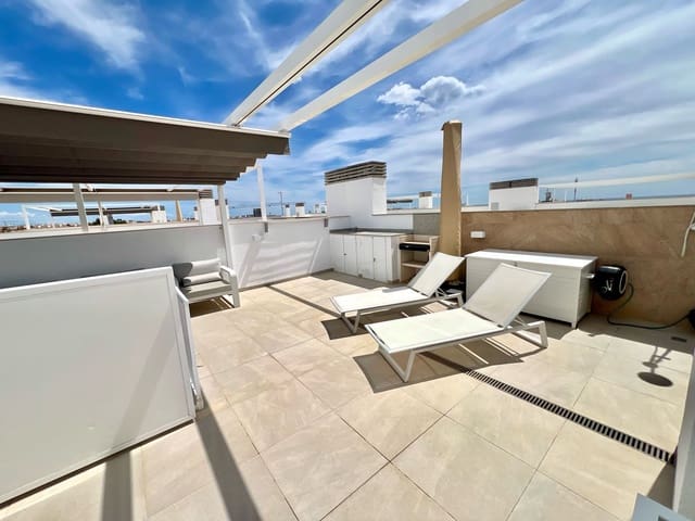 2 soverom Penthouse til salgs i Playa Flamenca, Orihuela med svømmebasseng garasje - € 465 000 (Ref: 9108275)