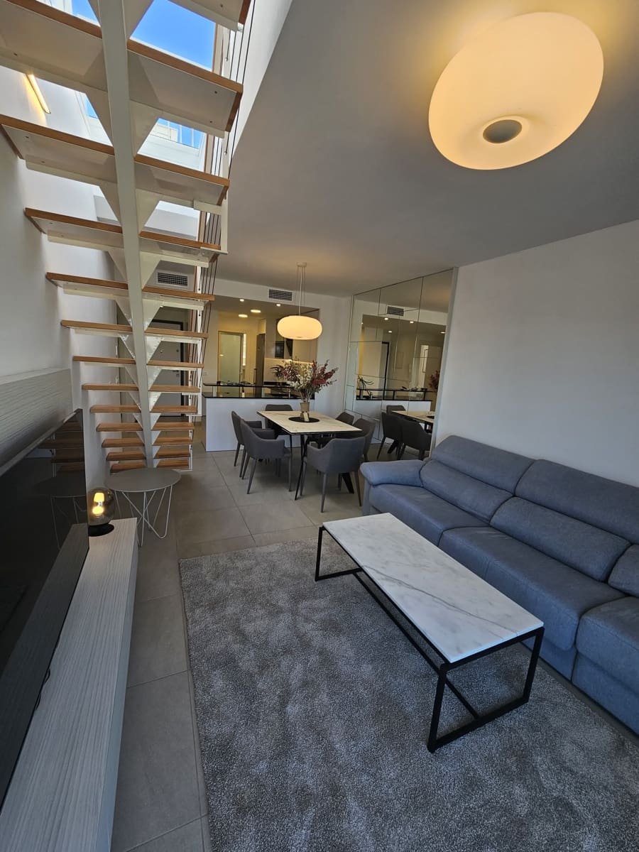 2 soverom Penthouse til salgs i Playa Flamenca med svømmebasseng garasje - € 425 000 (Ref: 9108385)