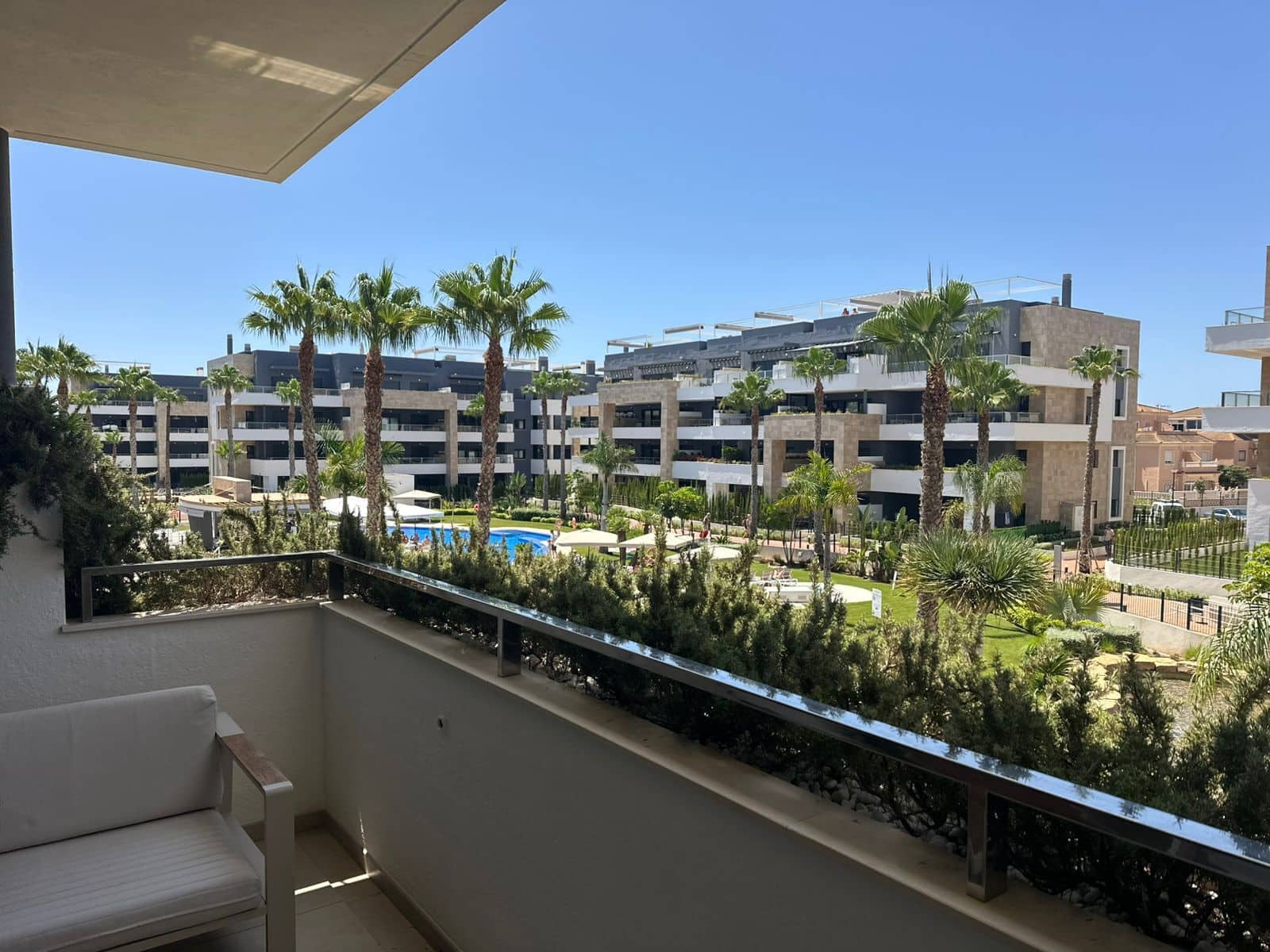 2 soverom Penthouse til salgs i Playa Flamenca med svømmebasseng garasje - € 425 000 (Ref: 9108385)