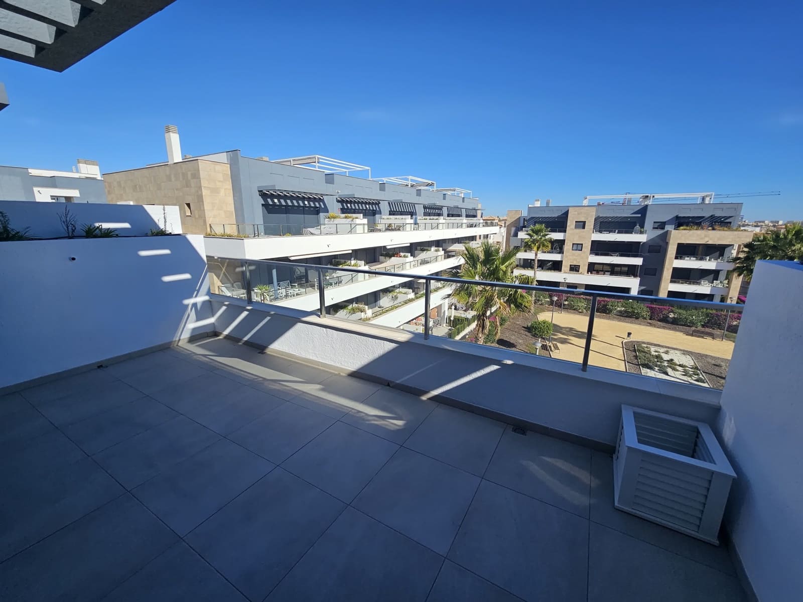 2 soverom Penthouse til salgs i Playa Flamenca med svømmebasseng garasje - € 425 000 (Ref: 9108385)