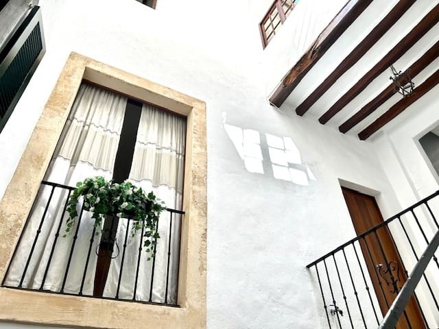 6 soveværelse Byhus til salg i Palma de Mallorca med garage - € 2.900.000 (Ref: 9111256)