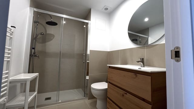 1 sovrum Lägenhet att hyra i Magalluf, Calvià med pool garage - 1 600 € (Ref: 9112753)