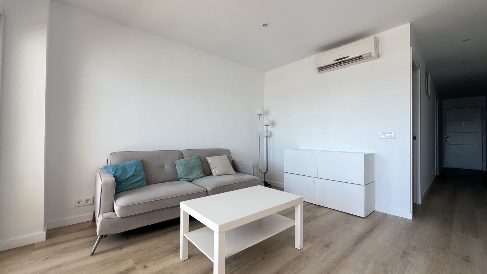 1 sovrum Lägenhet att hyra i Magalluf med pool garage - 1 600 € (Ref: 9112753)