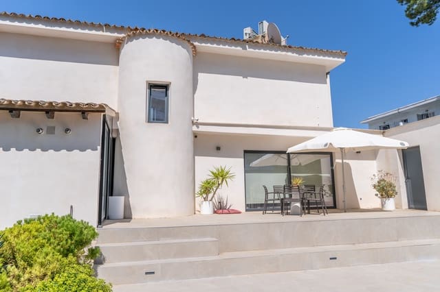 6 soveværelse Villa til salg i Palmanova, Calvià med swimmingpool garage - € 1.480.000 (Ref: 9113360)