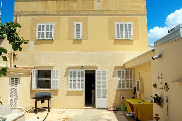 6 bedroom Villa for sale in Ca'n Picafort, Santa Margalida with garage - € 690,000 (Ref: 9113517)