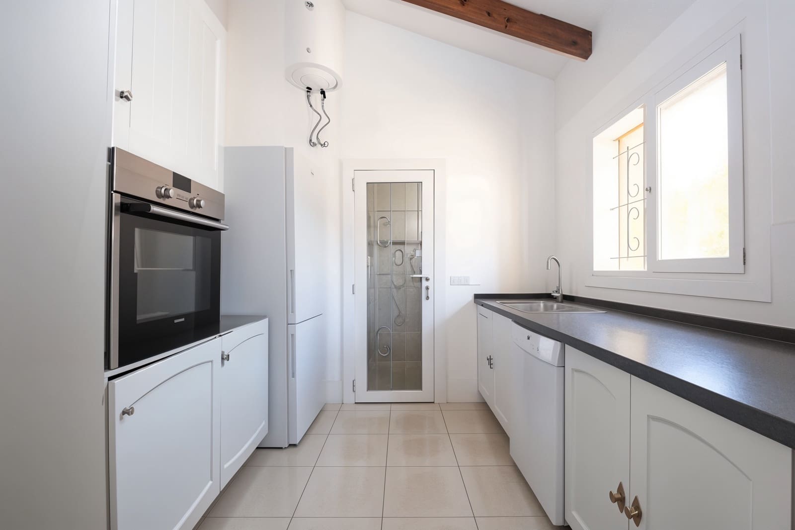 4 sypialnia Finka/Dom wiejski na sprzedaż w Llucmajor z basenem garażem - 770 000 € (Ref: 9114446)