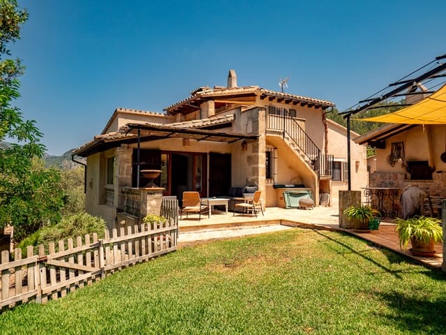 4 slaapkamer Finca/Landhuis te koop in Puigpunyent met zwembad - € 2.000.000 (Ref: 9127011)