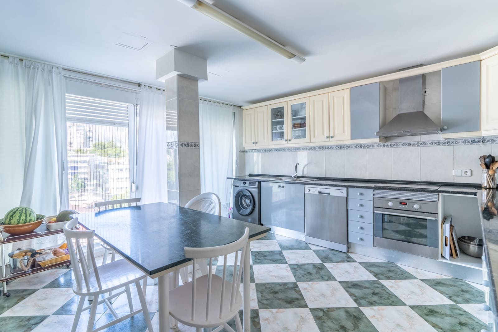 4 soveværelse Lejlighed til salg i Palmanova med garage - € 1.165.000 (Ref: 9131706)