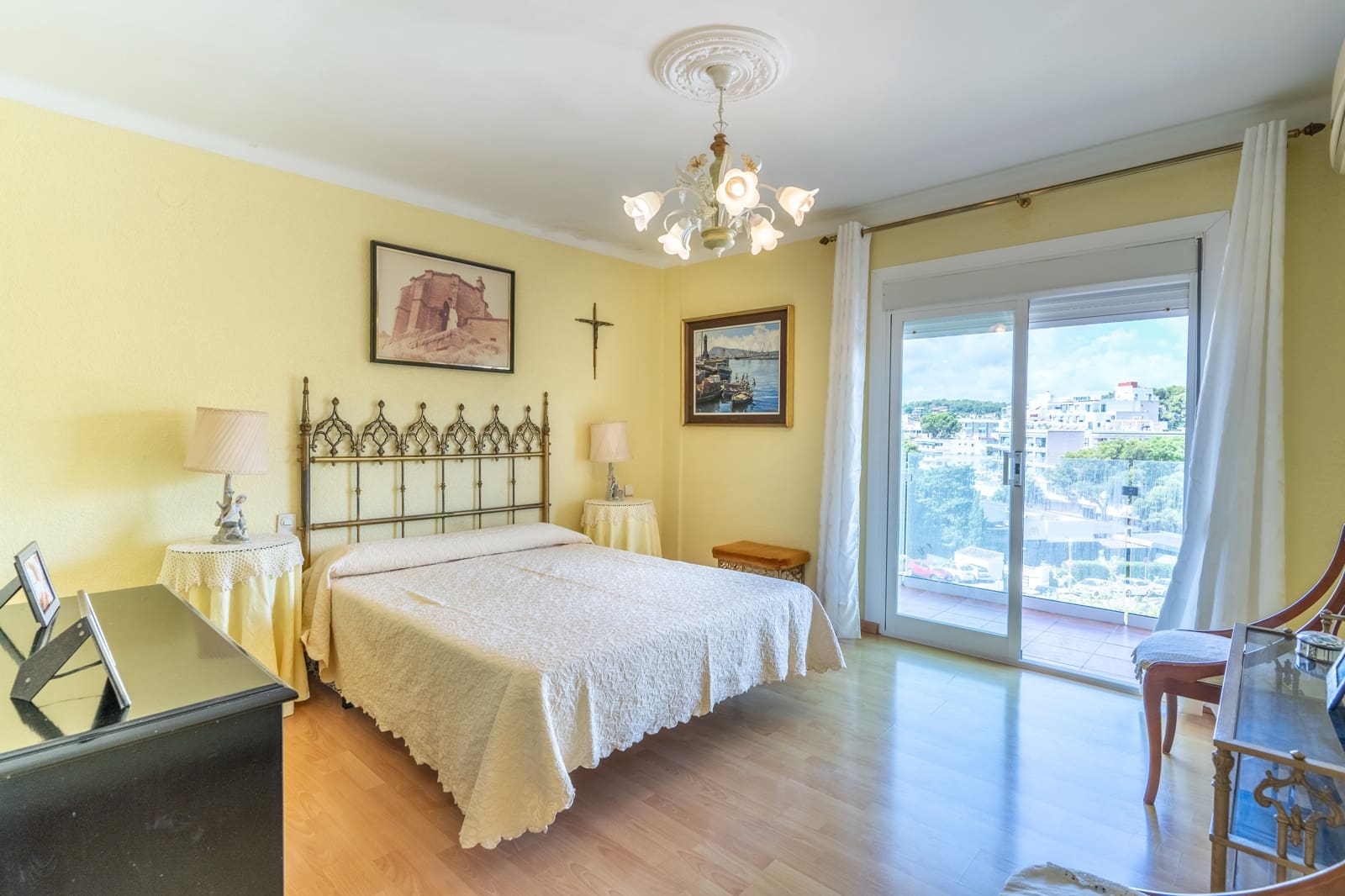 4 soveværelse Lejlighed til salg i Palmanova med garage - € 1.165.000 (Ref: 9131706)