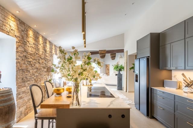 8 soveværelse Lejlighed til salg i Peguera / Paguera, Calvià med garage - € 2.995.000 (Ref: 9137471)