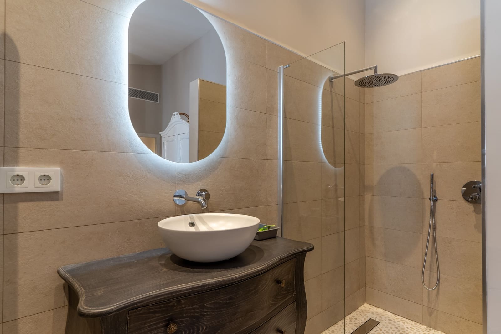 8 soveværelse Lejlighed til salg i Peguera / Paguera med garage - € 2.995.000 (Ref: 9137471)