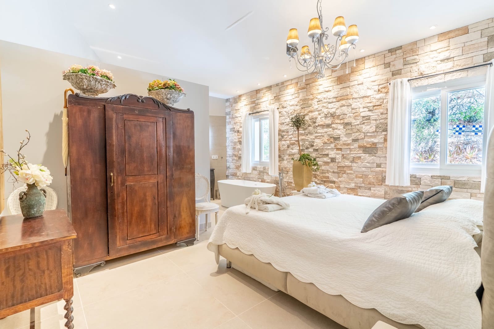 8 soveværelse Lejlighed til salg i Peguera / Paguera med garage - € 2.995.000 (Ref: 9137471)