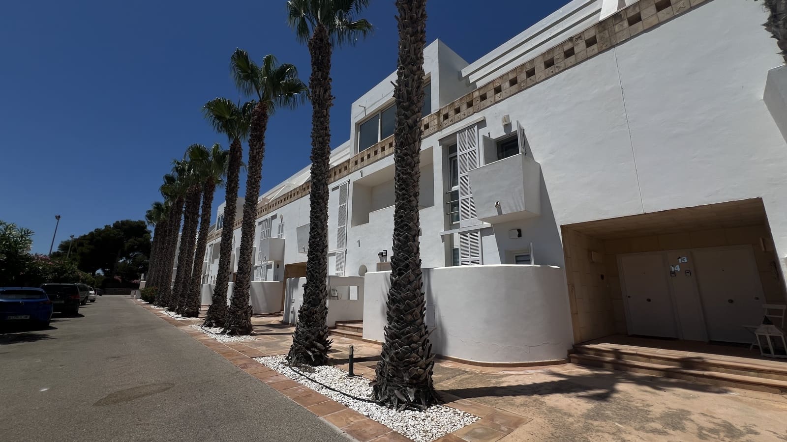 3 soveværelse Rækkehus til salg i Cala d'Or med swimmingpool garage - € 539.500 (Ref: 9143718)